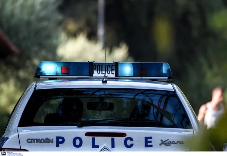 Ληστεία σε κοσμηματοπωλείο στα Πατήσια – Μπήκαν έρποντας, το «σήκωσαν» και έγιναν «καπνός» (βίντεο)